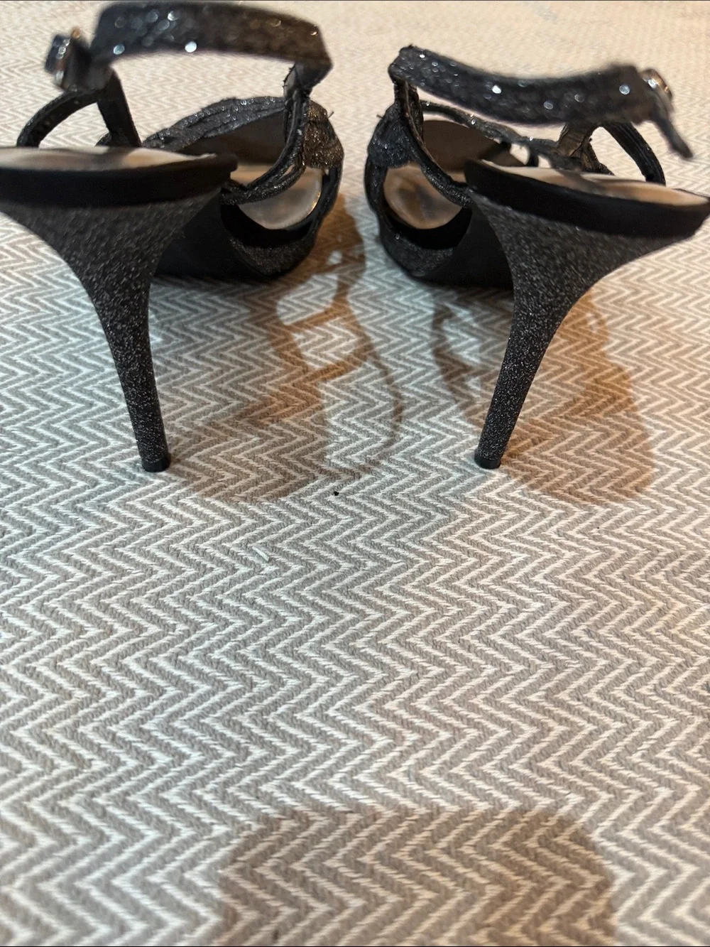 Touch Of Nina Women's Black Glitter Strappy Slingback Heels Size 8 1/2